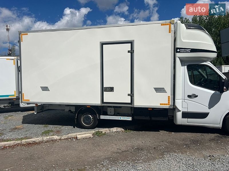 Інші вантажівки Renault Master 2022 в Рівному