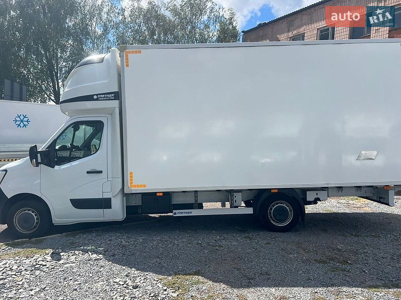 Інші вантажівки Renault Master 2022 в Рівному
