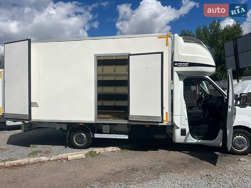 Інші вантажівки Renault Master 2022 в Рівному