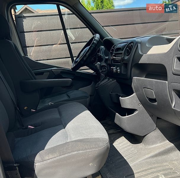 Мінівен Renault Master 2012 в Харкові