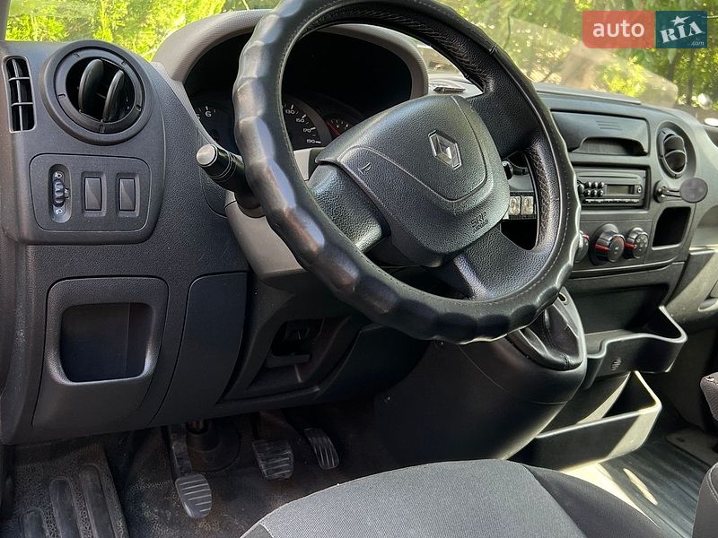Мінівен Renault Master 2012 в Харкові