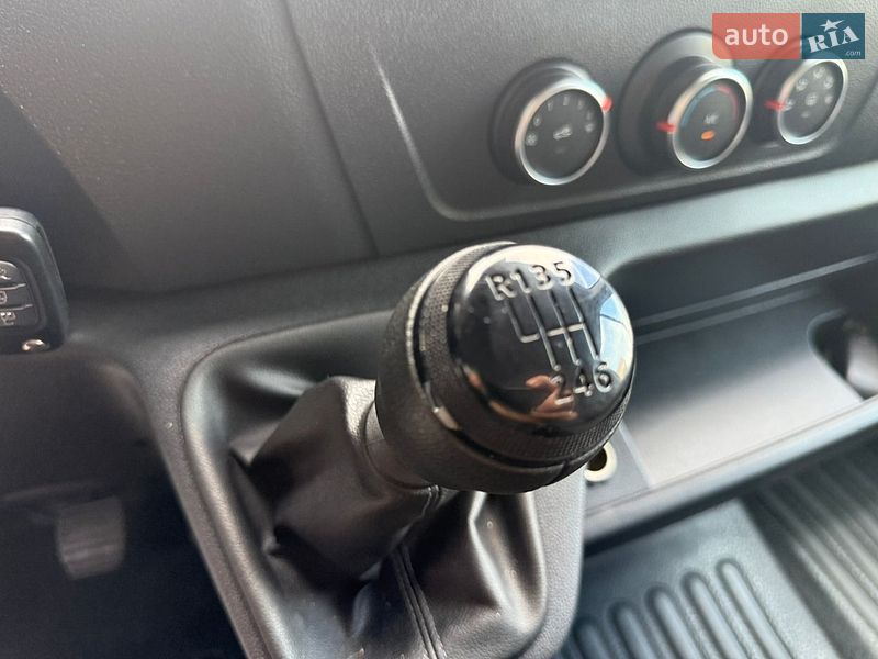 Вантажний фургон Renault Master 2022 в Луцьку