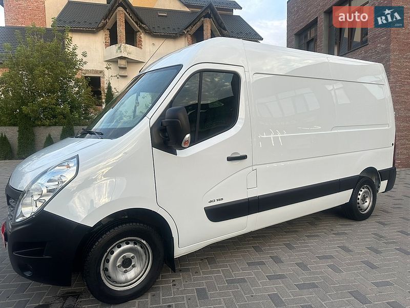 Грузовой фургон Renault Master 2017 в Ровно