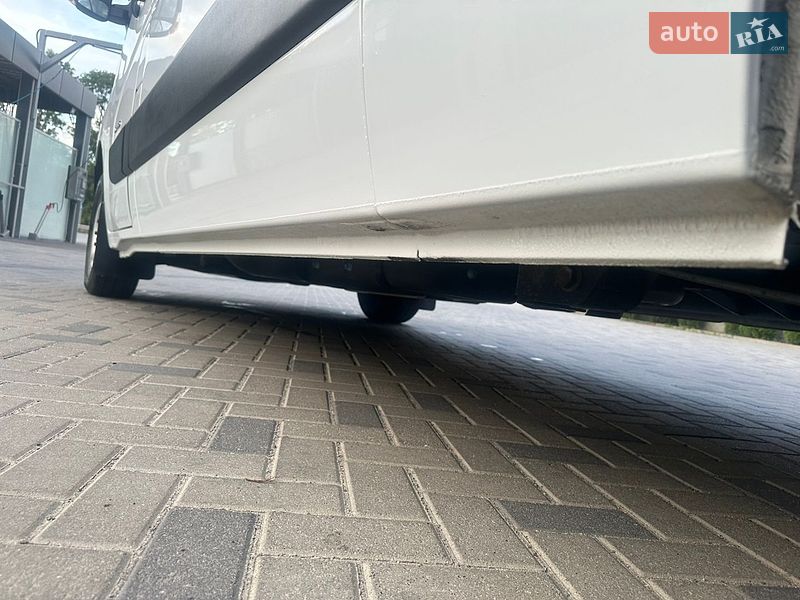 Грузовой фургон Renault Master 2017 в Ровно