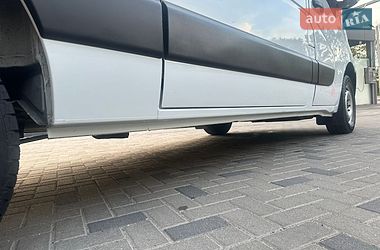 Грузовой фургон Renault Master 2017 в Ровно