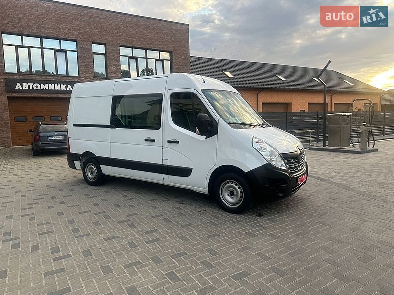 Грузовой фургон Renault Master 2017 в Ровно