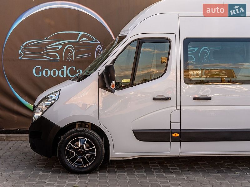 Грузопассажирский фургон Renault Master 2019 в Луцке