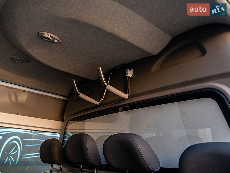 Грузопассажирский фургон Renault Master 2019 в Луцке