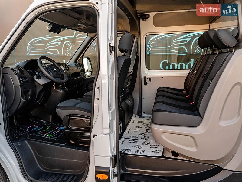 Грузопассажирский фургон Renault Master 2019 в Луцке