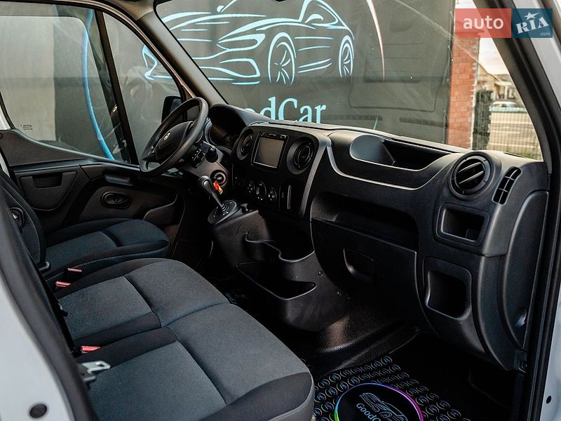 Грузопассажирский фургон Renault Master 2019 в Луцке