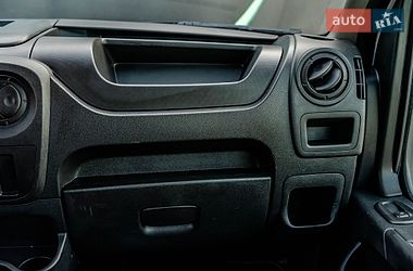 Грузопассажирский фургон Renault Master 2019 в Луцке
