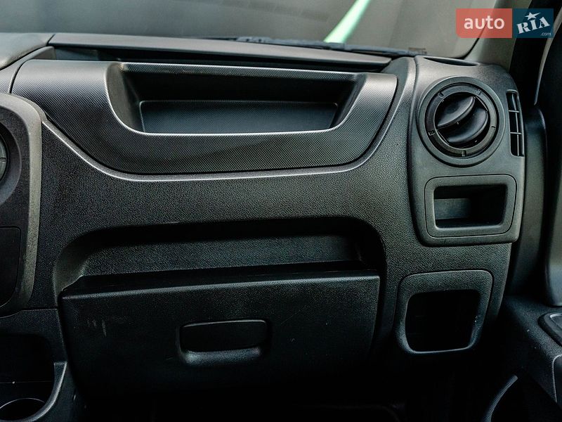 Грузопассажирский фургон Renault Master 2019 в Луцке