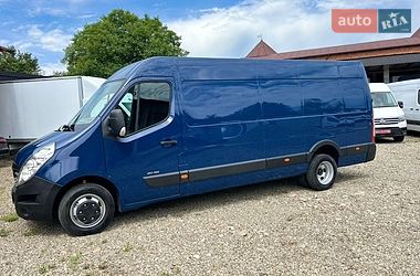 Грузовой фургон Renault Master 2016 в Хусте