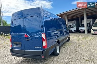 Грузовой фургон Renault Master 2016 в Хусте