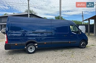 Грузовой фургон Renault Master 2016 в Хусте