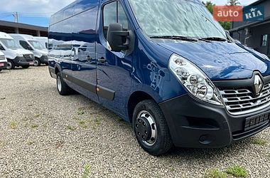 Грузовой фургон Renault Master 2016 в Хусте