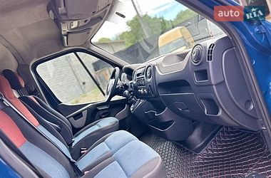 Грузовой фургон Renault Master 2016 в Хусте