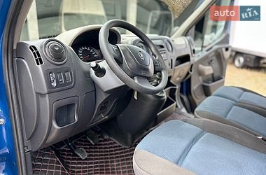 Грузовой фургон Renault Master 2016 в Хусте