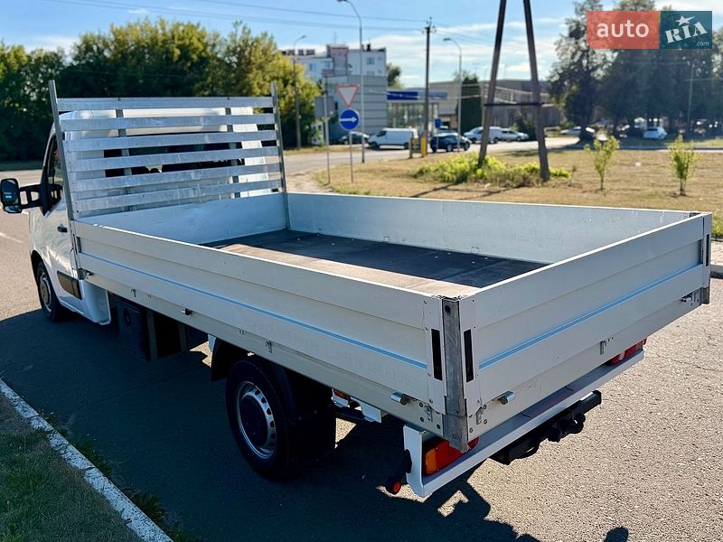 Борт Renault Master 2022 в Рівному