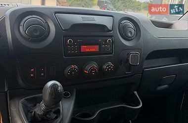 Евакуатор Renault Master 2017 в Рівному