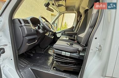 Грузовой фургон Renault Master 2022 в Киеве