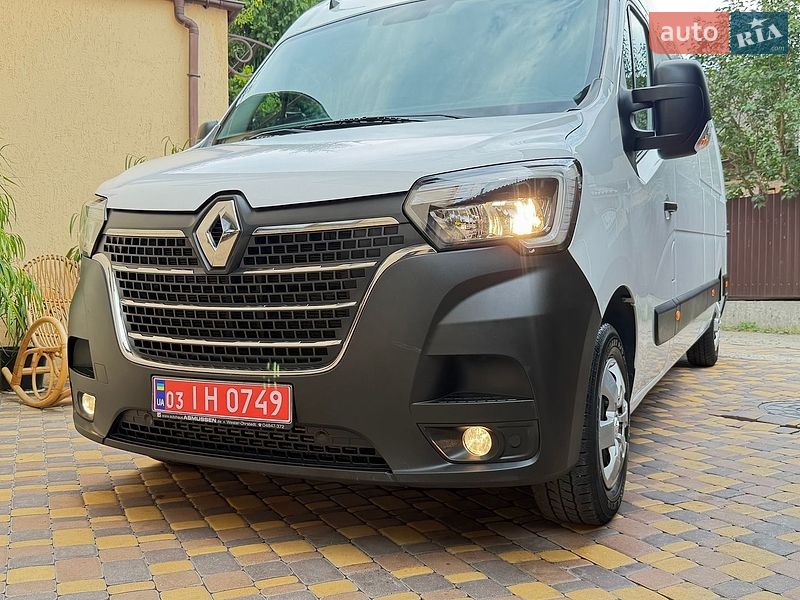 Грузовой фургон Renault Master 2022 в Киеве
