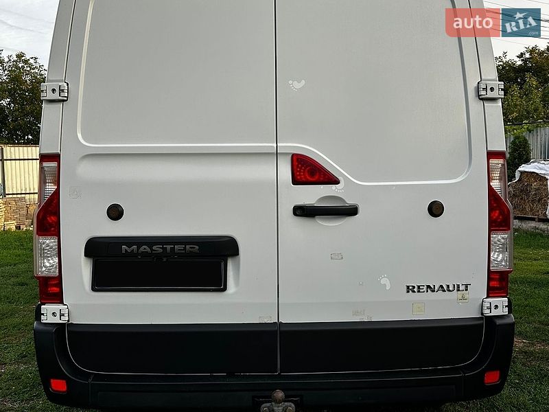 Вантажний фургон Renault Master 2016 в Могилів-Подільському