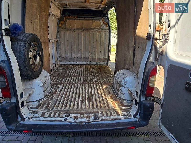 Мінівен Renault Master 2006 в Хмельницькому