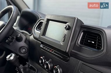 Інші вантажівки Renault Master 2022 в Дубні