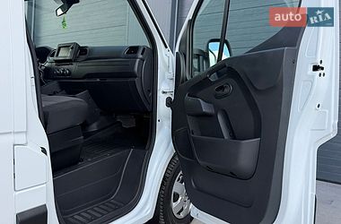 Інші вантажівки Renault Master 2022 в Дубні