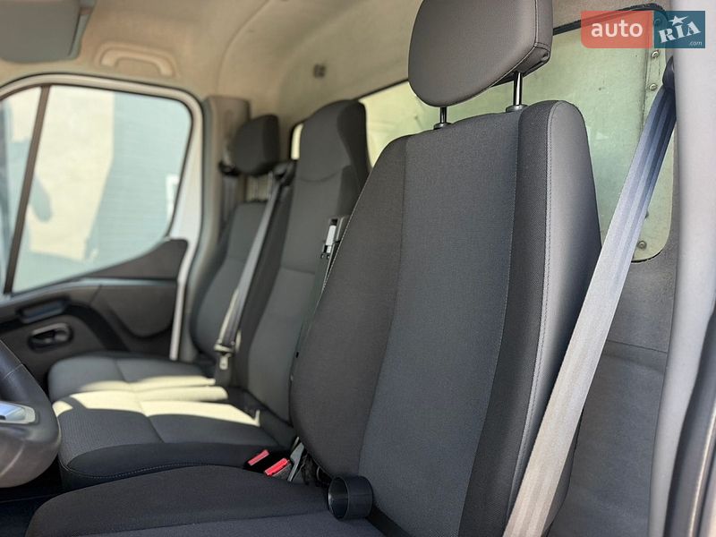 Інші вантажівки Renault Master 2022 в Дубні