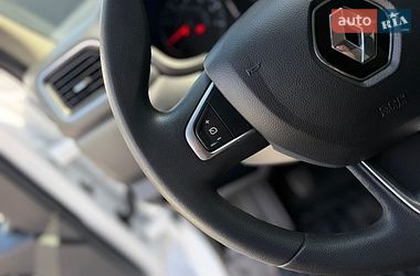 Інші вантажівки Renault Master 2022 в Дубні