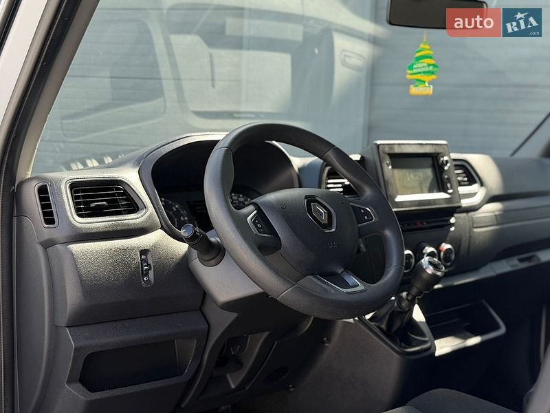 Інші вантажівки Renault Master 2022 в Дубні