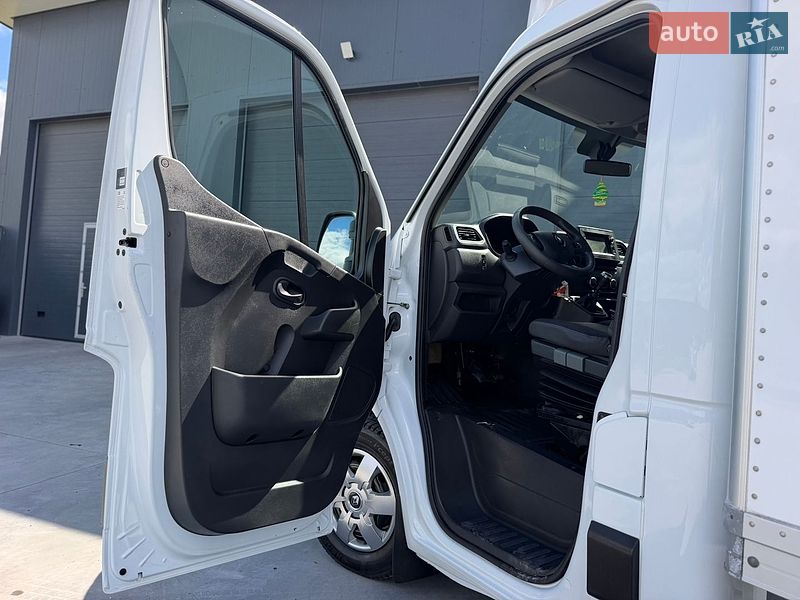Інші вантажівки Renault Master 2022 в Дубні