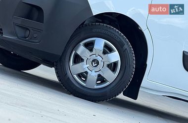 Інші вантажівки Renault Master 2022 в Дубні
