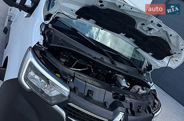 Інші вантажівки Renault Master 2022 в Дубні