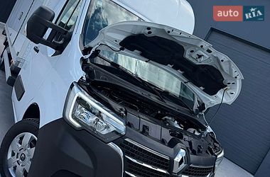 Інші вантажівки Renault Master 2022 в Дубні