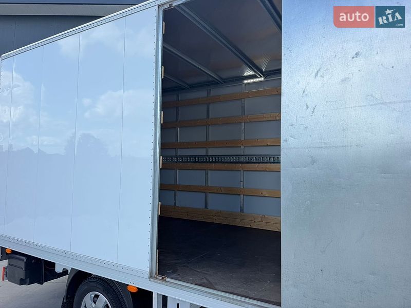 Інші вантажівки Renault Master 2022 в Дубні