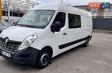 Вантажопасажирський фургон Renault Master 2015 в Києві