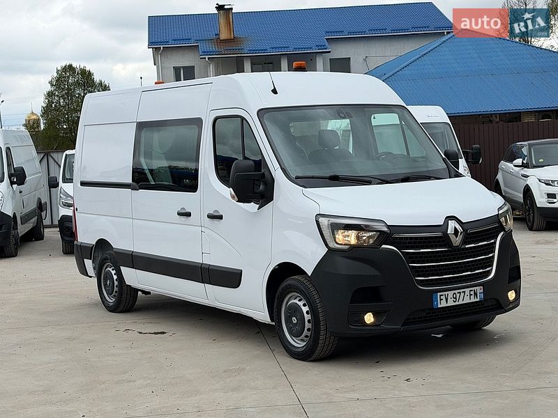 Вантажопасажирський фургон Renault Master 2021 в Дубні