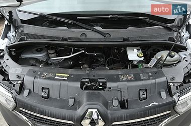 Вантажний фургон Renault Master 2021 в Бердичеві