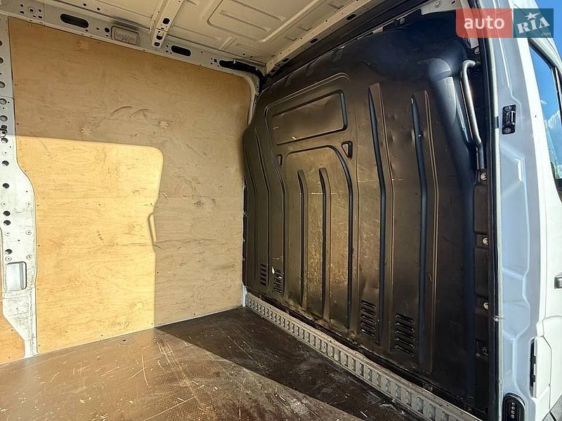 Мікроавтобус вантажний (до 3,5т) Renault Master 2019 в Ківерцях