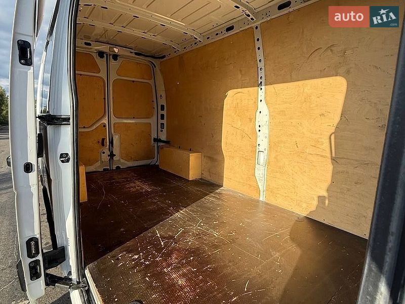 Мікроавтобус вантажний (до 3,5т) Renault Master 2019 в Ківерцях
