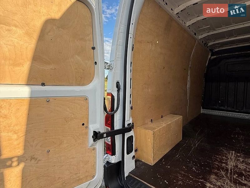 Мікроавтобус вантажний (до 3,5т) Renault Master 2019 в Ківерцях