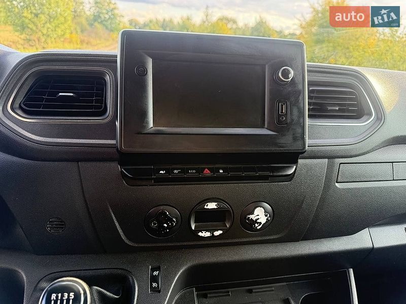 Мікроавтобус вантажний (до 3,5т) Renault Master 2019 в Ківерцях