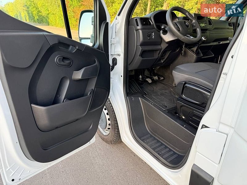 Тентованый Renault Master 2021 в Киеве