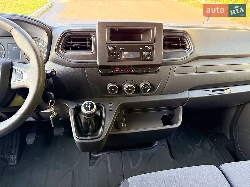 Тентованый Renault Master 2021 в Киеве