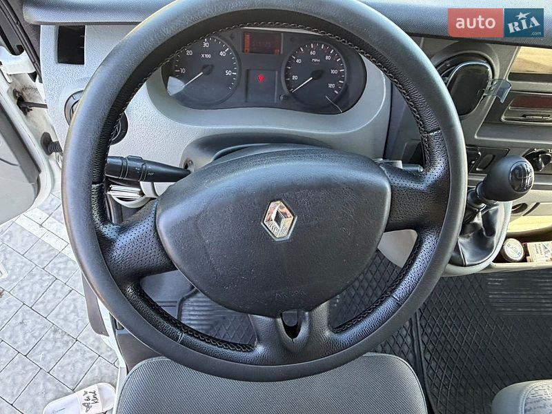Інші вантажівки Renault Master 2008 в Мостиській