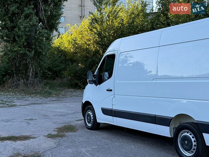 Грузовой фургон Renault Master 2017 в Желтых Водах