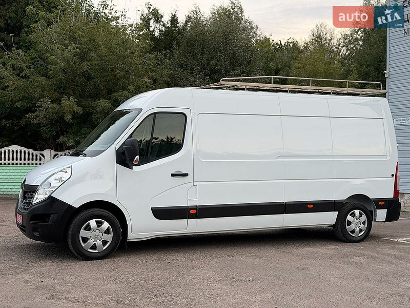Вантажний фургон Renault Master 2017 в Дубні